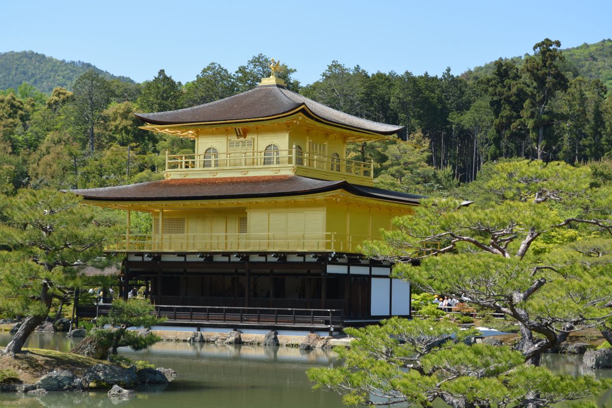 Kinkaku-ji (Golden Pavilion) Travel Guide (2026): Tickets, Access & What to See